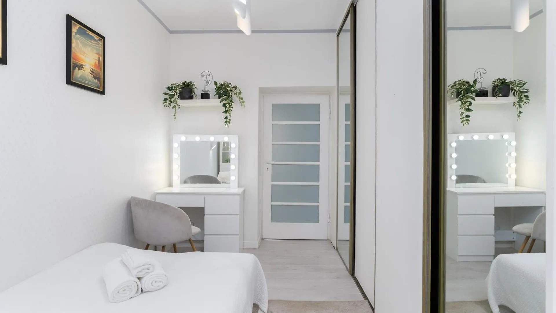 Vistula Riverside Serenity Apartment Krakow