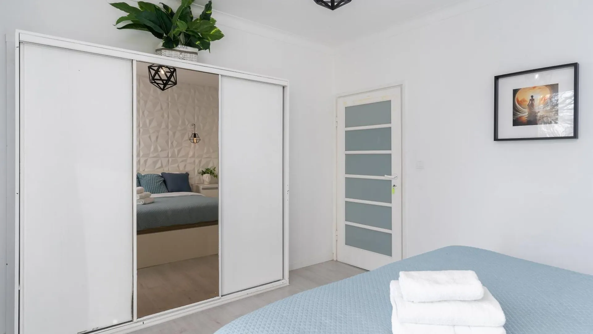 Vistula Riverside Serenity Apartment Krakow
